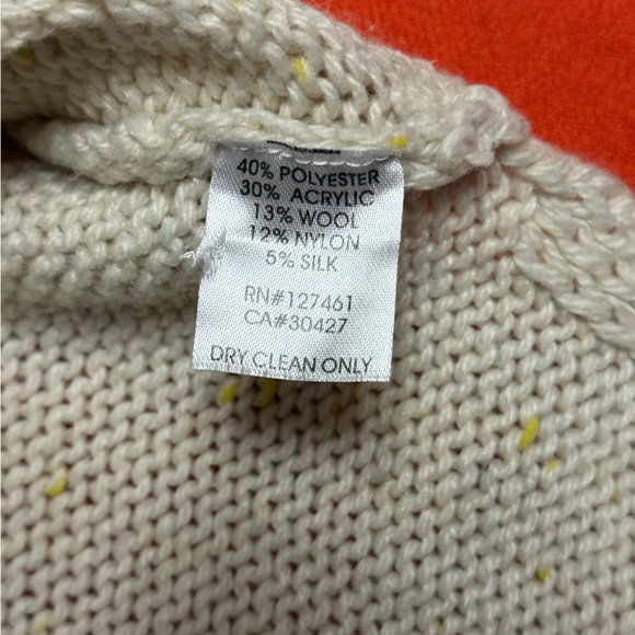 Wildfox Simply Pizza Vineyard Sweater Size XS - Picture 8 of 9